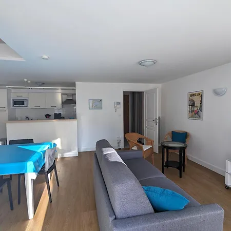 Duplex T3 Lumineux A Avec Balcon, Parking, Wi-fi A 5 Min De La Et Des Commerces - Fr-1-420-140 Arcachon
